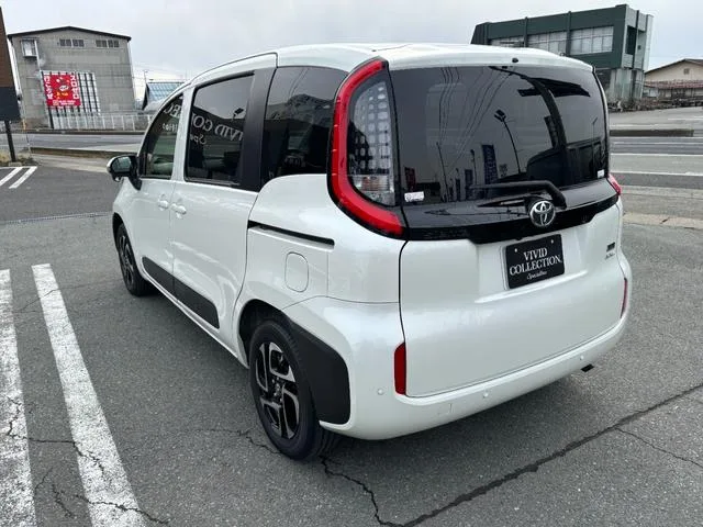 Toyota SIENTA HYBRID Z 2024 — миниатюра 2