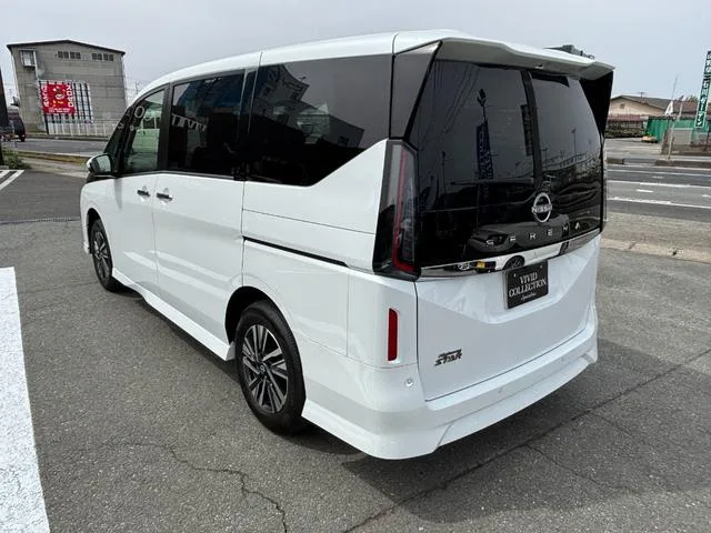 Nissan SERENA HIGHWAY STAR V 2023 — миниатюра 2