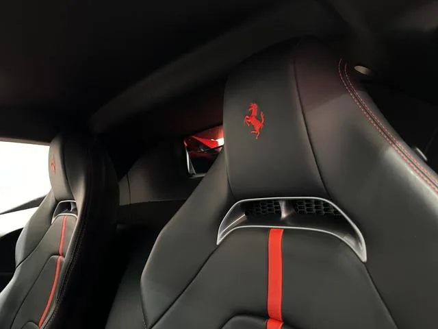 Ferrari SF90 Stradale BASE GRADE 2022 — миниатюра 5