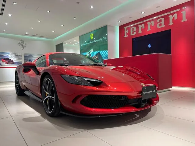 Ferrari 296GTS BASE GRADE 2023 — фото 1, купить с доставкой в Москву