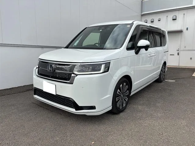 Honda STEPWAGON E:HEV SPADA PREMIUM LINE 2023 — миниатюра 3