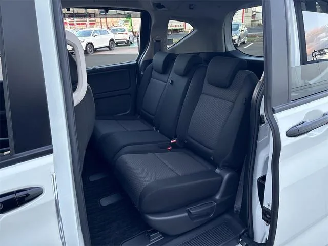 Honda FREED PLUS HYBRID HYBRID G BLACK STYLE 2022 — миниатюра 5