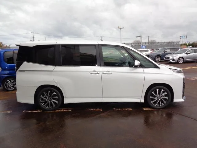 Toyota VOXY HYBRID S-Z 2026 — миниатюра 3