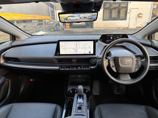 Toyota Prius Z 2023 — миниатюра 4