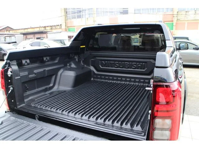 Mitsubishi TRITON GSR 2025 — миниатюра 5