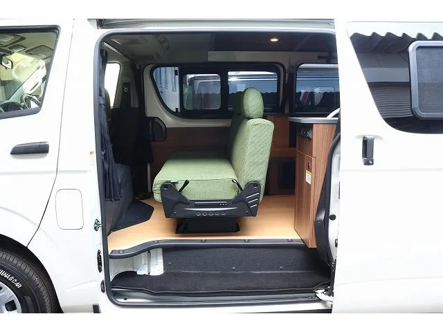 Toyota HIACE VAN 2022 — миниатюра 3