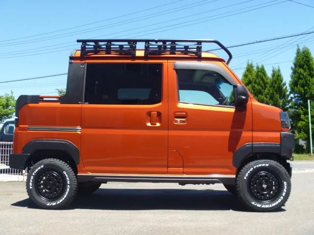 Daihatsu ATRAI ATRAI DECKVAN 2023 — миниатюра 2