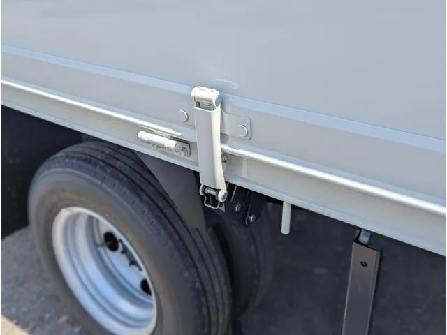 Hino DUTRO 2023 — миниатюра 3
