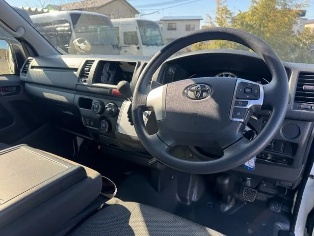 Toyota HIACE VAN DX GL PACKAGE 2026 — миниатюра 3