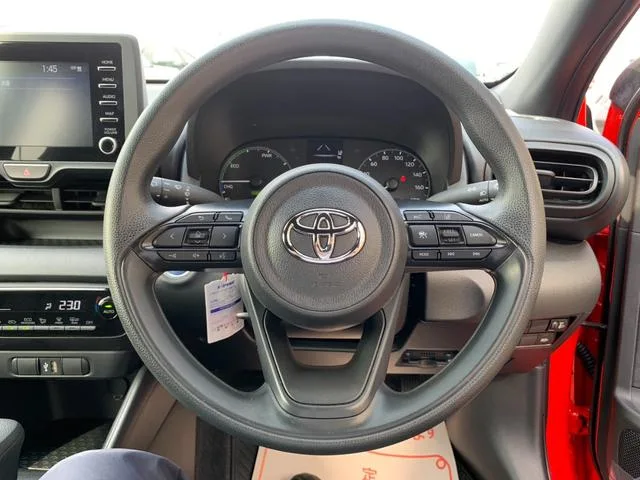 Toyota Yaris HYBRID X 2023 — миниатюра 4