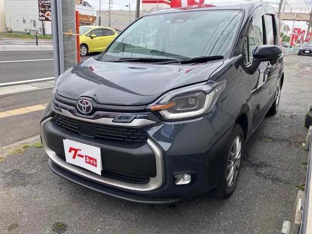 Toyota SIENTA HYBRID Z 2023 — фото 1, купить с доставкой в Москву
