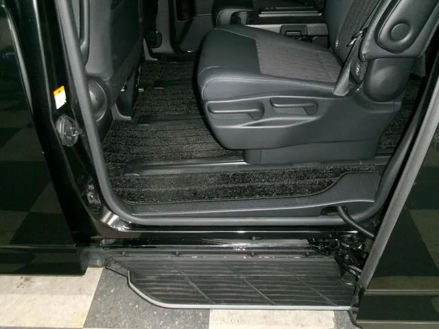 Toyota NOAH HYBRID S-Z 2023 — миниатюра 5