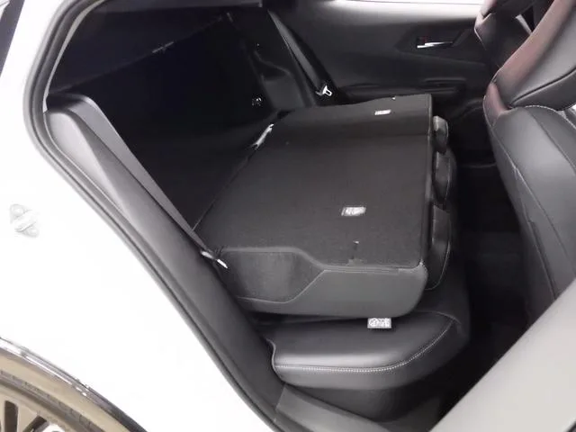 Toyota Prius Z 2026 — миниатюра 5