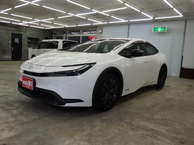 Toyota Prius X 2024 — миниатюра 2