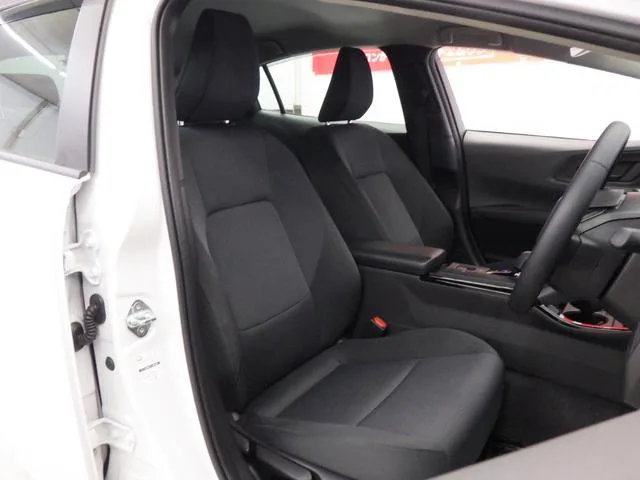 Toyota Prius X 2024 — миниатюра 3