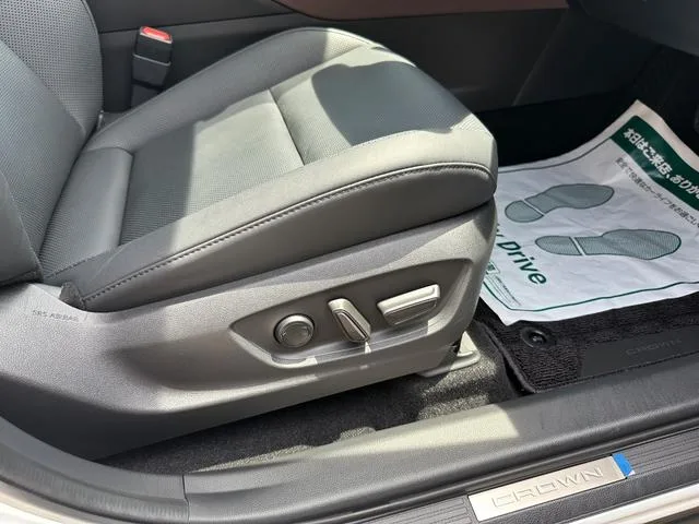 Toyota CROWN CROSSOVER G ADVANCED LEATHER PACKAGE 2022 — миниатюра 5