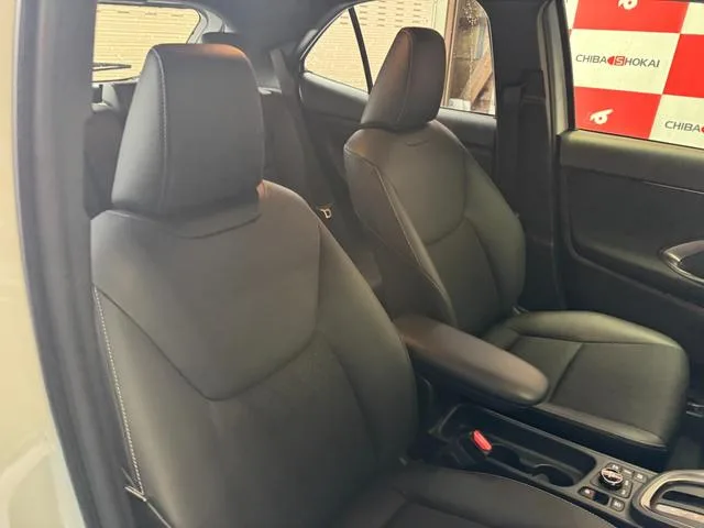 Toyota YARIS CROSS HYBRID Z 2026 — миниатюра 4