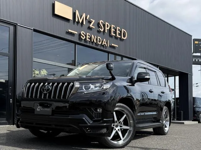Toyota Land Cruiser Prado TX L PACKAGE 2023 — фото 1, купить с доставкой в Москву