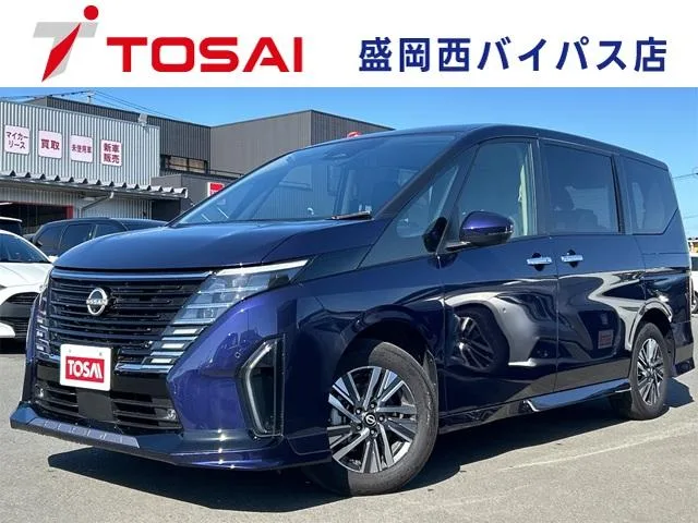 Nissan SERENA E-4ORCE HIGHWAY STAR V 2024 — фото 1, купить с доставкой в Москву