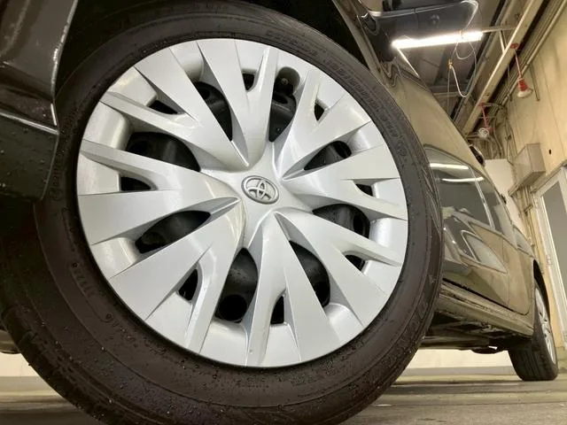 Toyota Yaris HYBRID Z 2023 — миниатюра 2