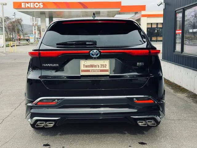 Toyota HARRIER HYBRID Z LEATHER PACKAGE 2022 — миниатюра 2