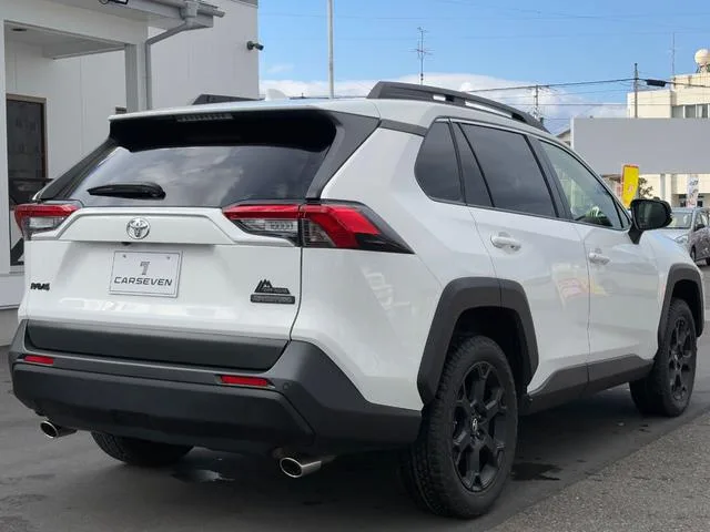 Toyota RAV4 ADVENTURE OFFROAD PACKAGE II 2023 — миниатюра 2