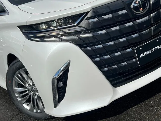 Toyota Alphard Z 2026 — миниатюра 3
