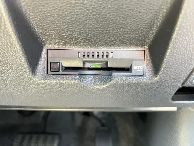 Toyota YARIS CROSS HYBRID G 2023 — миниатюра 5
