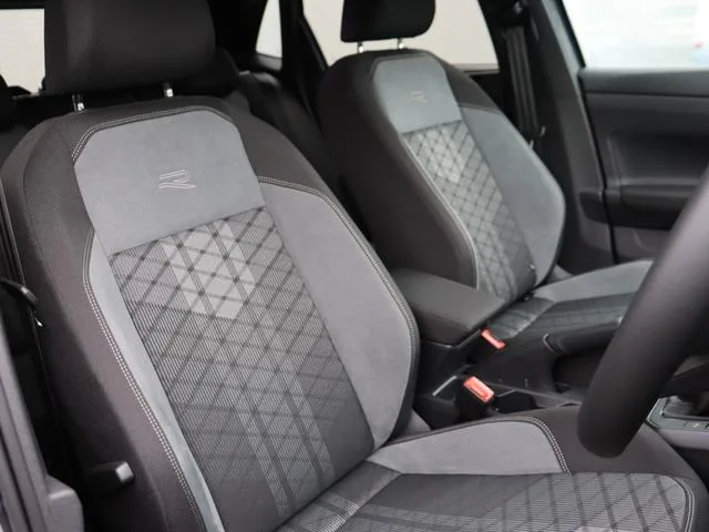 Volkswagen Polo TSI R-LINE 2025 — миниатюра 4