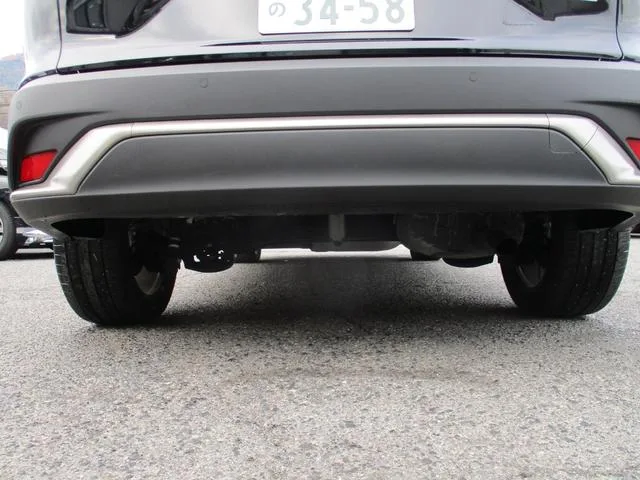 Toyota CorollaCross Z 2023 — миниатюра 5