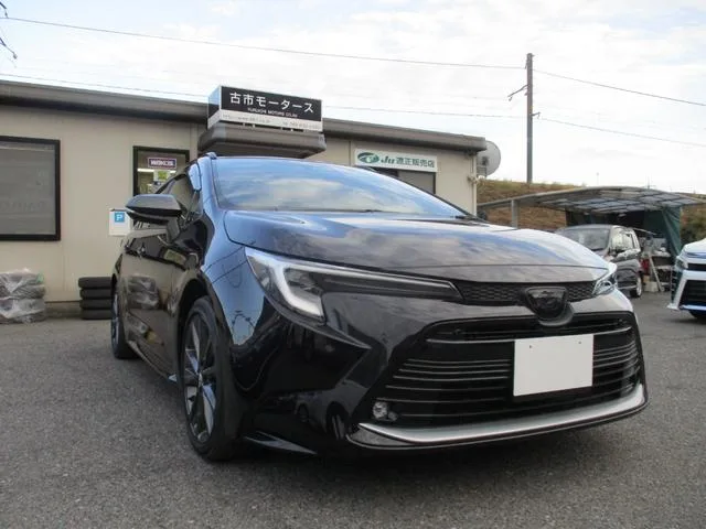 Toyota COROLLA TOURING HYBRID WB 2023 — фото 1, купить с доставкой в Москву