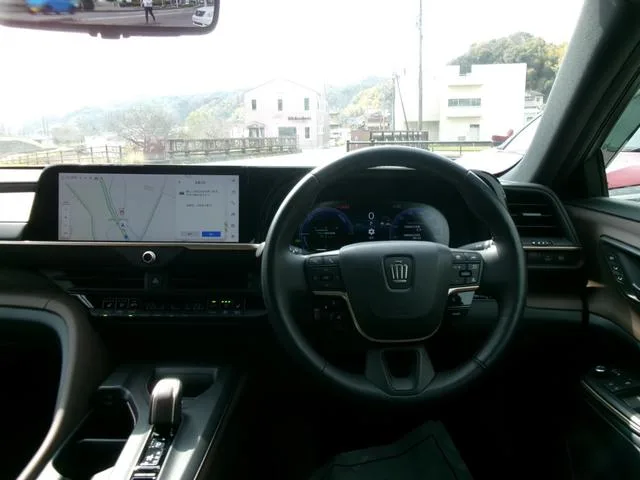 Toyota CROWN CROSSOVER G ADVANCED LEATHER PACKAGE 2023 — миниатюра 4