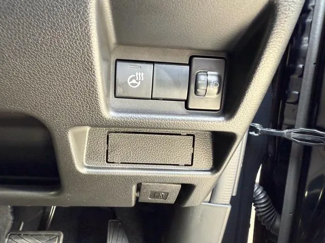 Suzuki SPACIA CUSTOM HYBRID XS TURBO 2025 — миниатюра 4