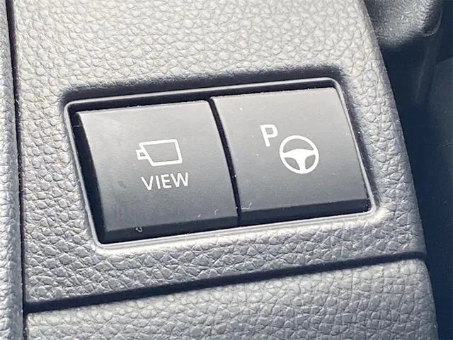 Toyota Prius Z 2024 — миниатюра 4