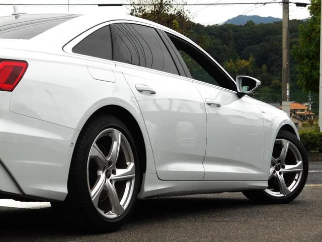 Audi A6 40 TDI QUATTRO SPORT S LINE PACKAGE 2023 — миниатюра 3