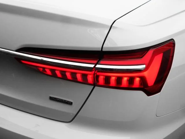 Audi A6 40 TDI QUATTRO SPORT S LINE PACKAGE 2023 — миниатюра 4