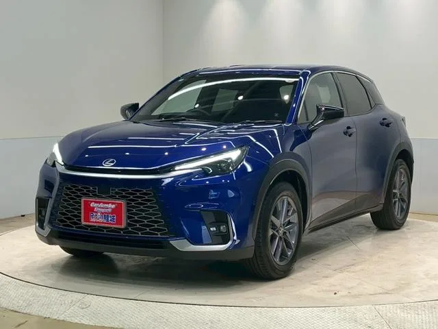Lexus LBX RELAX 2024 — фото 1, купить с доставкой в Москву