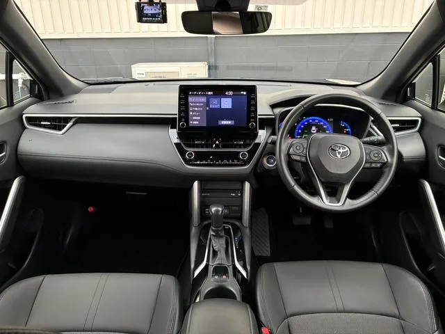 Toyota CorollaCross HYBRID Z 2022 — миниатюра 3