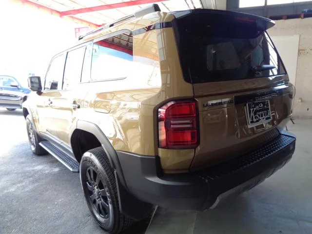 Toyota LAND CRUISER 250 VX FIRST EDITION 2024 — миниатюра 2