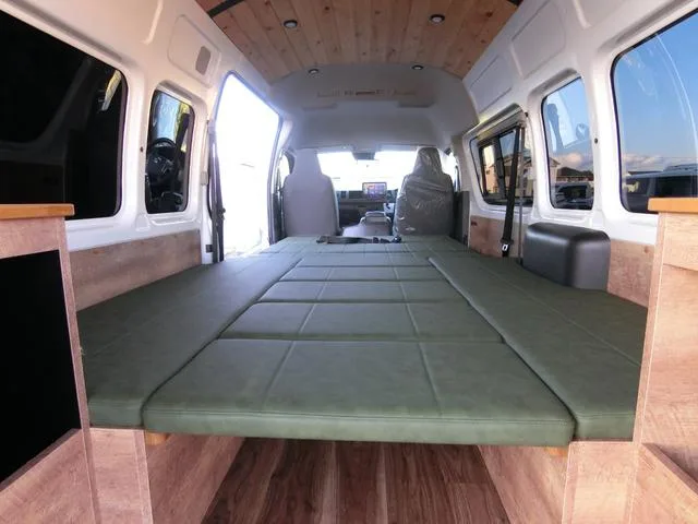 Toyota HIACE VAN SUPER LONG WIDE DX 2023 — миниатюра 3