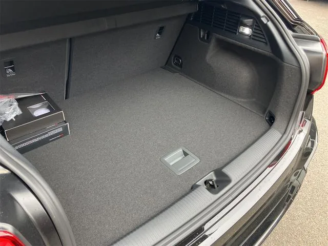 Audi Q2 35TDI QUATTRO S LINE 2025 — миниатюра 4