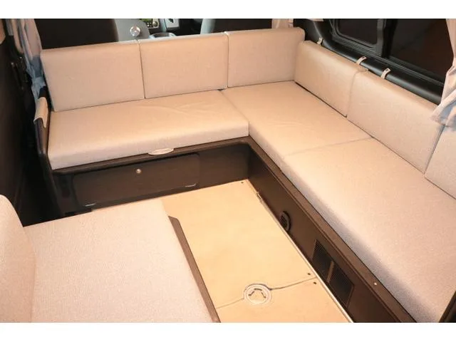 Toyota HIACE WAGON 2022 — миниатюра 2
