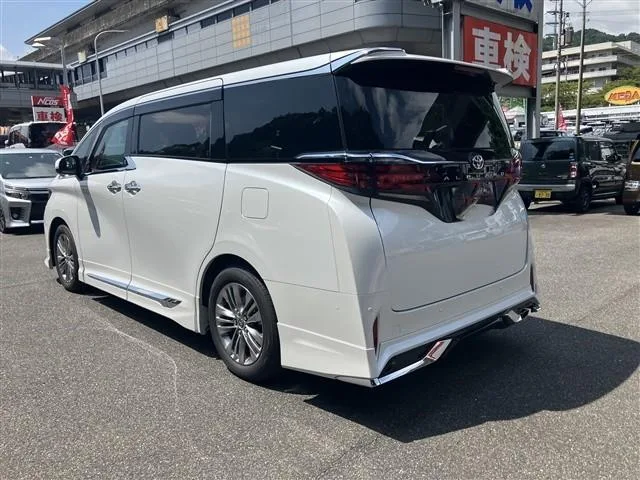 Toyota Alphard Z 2024 — миниатюра 3