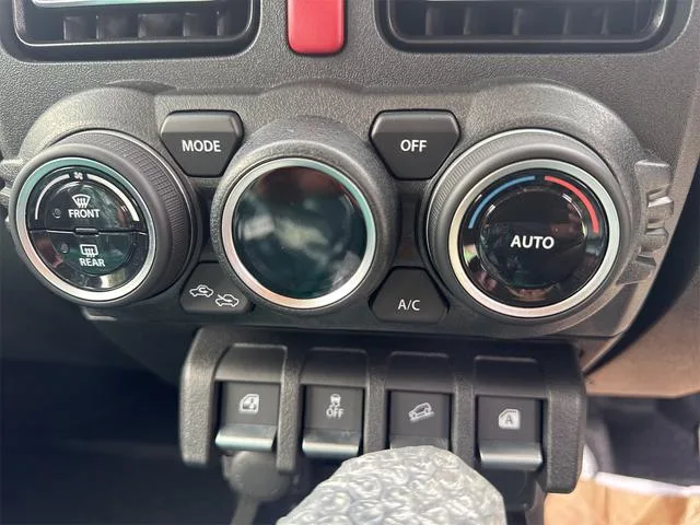 Suzuki JIMNY NOMADE FC 2026 — миниатюра 2