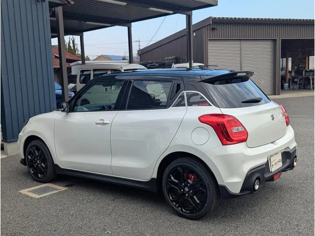 Suzuki SWIFT SPORT ZC33S FINAL EDITION 2025 — миниатюра 5