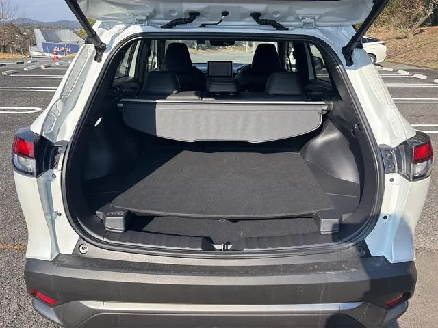 Toyota CorollaCross HYBRID Z 2024 — миниатюра 5