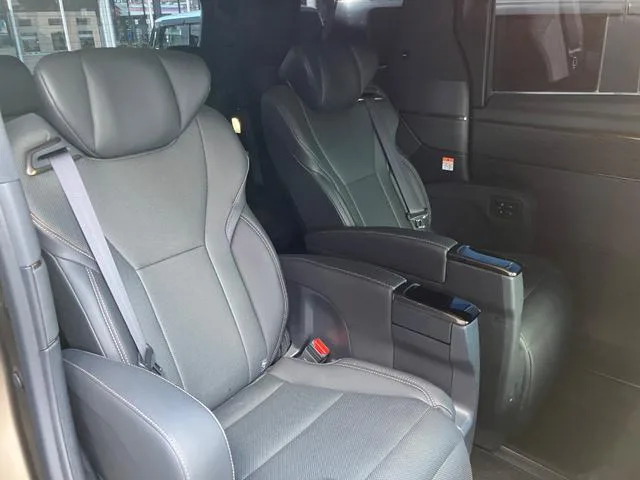 Toyota Alphard Z 2025 — миниатюра 4