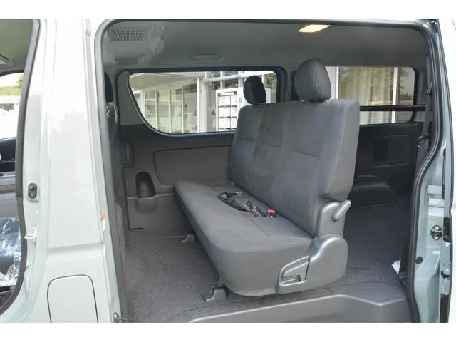 Toyota HIACE VAN 2025 — миниатюра 2