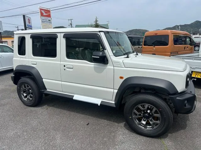 Suzuki JIMNY NOMADE FC 2026 — миниатюра 2