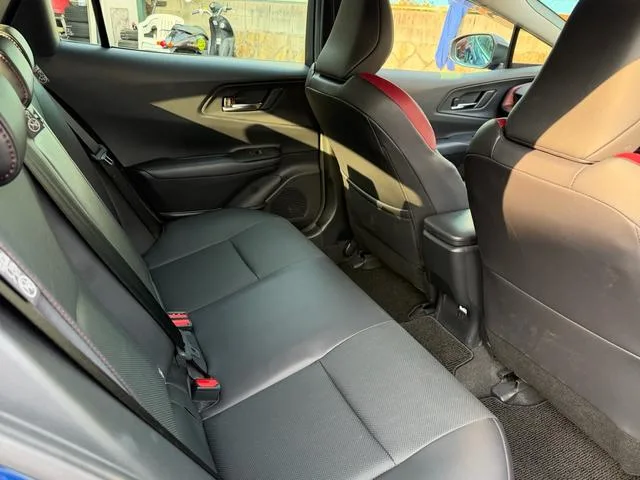 Toyota Prius Z 2023 — миниатюра 3